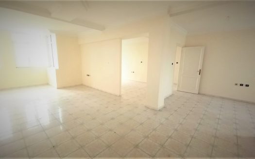 Bureau Vide à Louer – Quartier administratif – Tanger