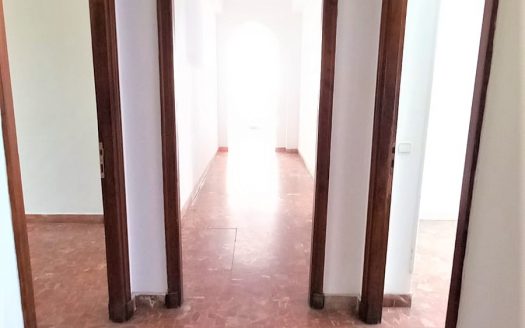 Bureau Vide à Louer – Centre Ville – Tanger