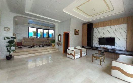 Villa à la Vente avec Piscine -Nouinouich- Tanger