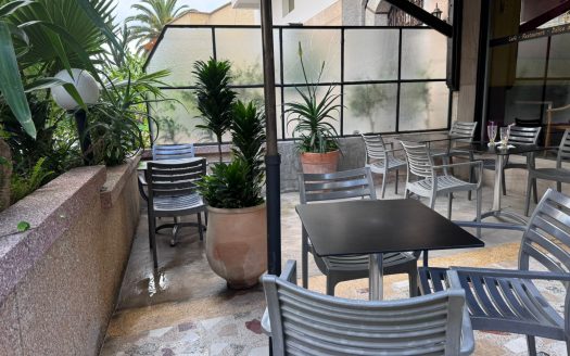 Local Commercial à La vente Pas de porte SAROT