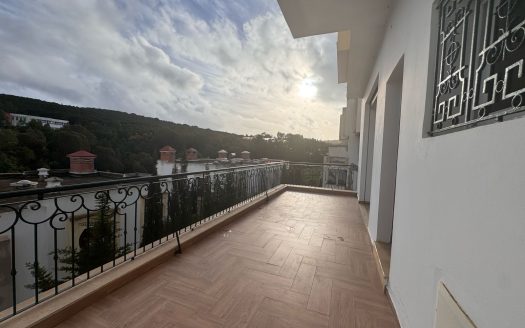 Villa avec Piscine à Louer Vide – Boubana – Tanger