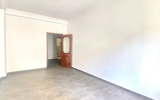 Bureau Vide à Louer – Boulevard – Tanger