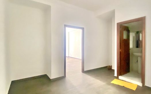 Bureau Vide à Louer – Boulevard – Tanger