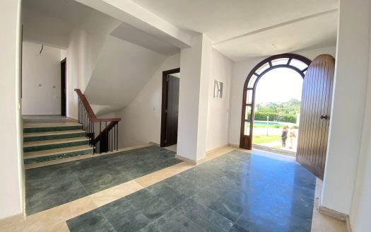 Une villa raffiné Avec Jardin A La vente Nouinouich – Tanger