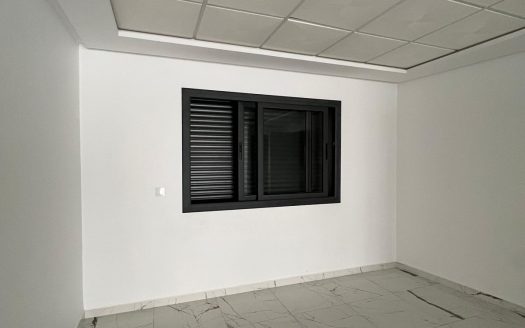 Bureau Vide à Louer – Rue Fes – Tanger